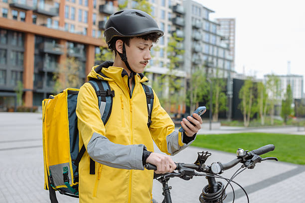 Dispatcher and rider on a call